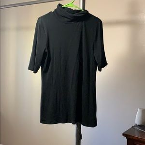 Short sleeve turtleneck